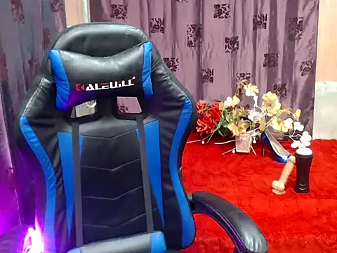 lucyheart777 online show from October 29, 2:21 am