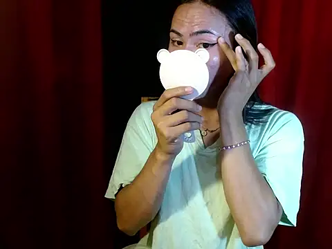 urhotty megss online show from February 7, 7:00 pm