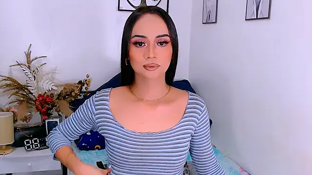 Zialustts online show from December 16, 3:49 pm