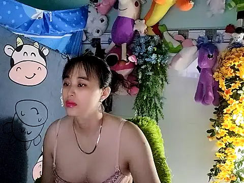 Snapshot of emgaixinhngoan chatting on November 17, 4:16 am emgaixinhngoan online show from November 17, 4:16 am