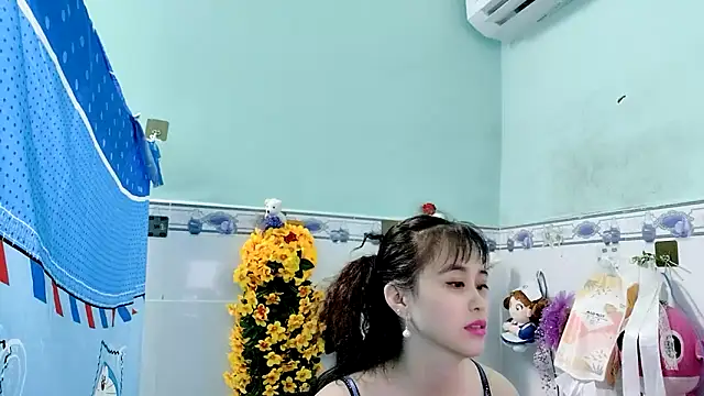 emgaixinhngoan online show from September 26, 12:23 pm