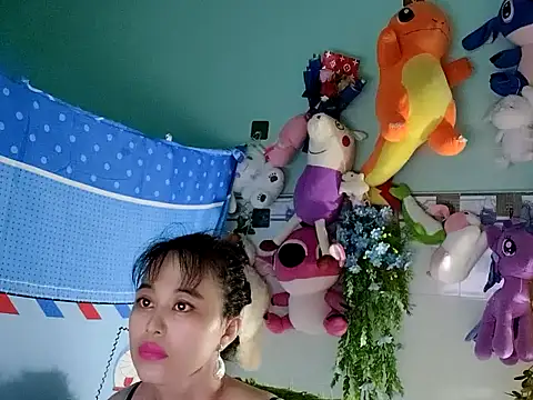 Snapshot of emgaixinhngoan chatting on October 25, 2:55 am emgaixinhngoan online show from October 25, 2:55 am