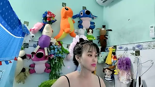 Snapshot of emgaixinhngoan chatting on October 30, 3:20 pm emgaixinhngoan online show from October 30, 3:20 pm