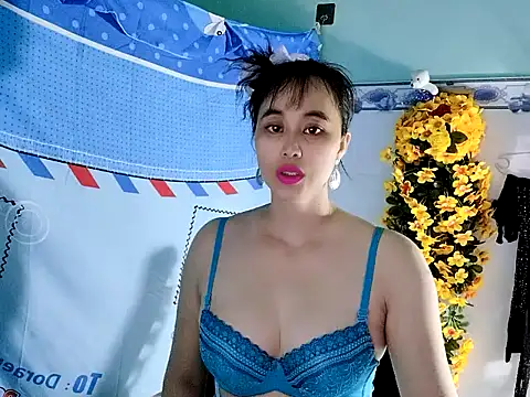 emgaixinhngoan online show from October 1, 3:49 pm