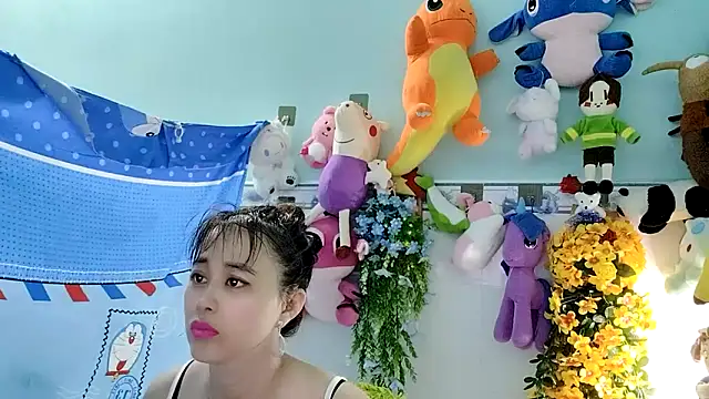 Snapshot of emgaixinhngoan chatting on October 22, 11:25 pm emgaixinhngoan online show from October 22, 11:25 pm