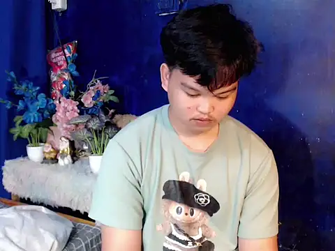 Reynelcock online show from February 26, 4:56 am