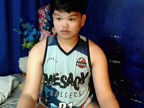 Reynelcock online show from February 22, 5:03 pm