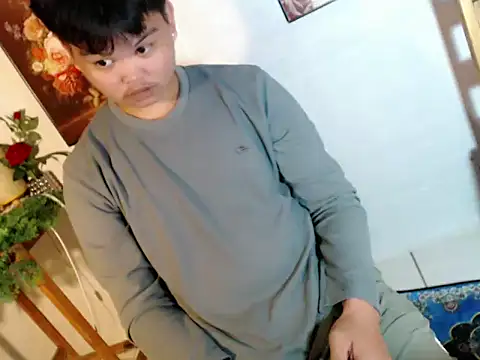 Snapshot of Reynelcock chatting on July 20, 5:15 am Reynelcock online show from July 20, 5:15 am