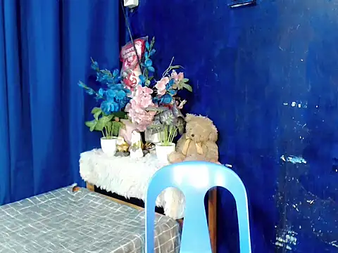 Reynelcock online show from February 13, 8:25 am