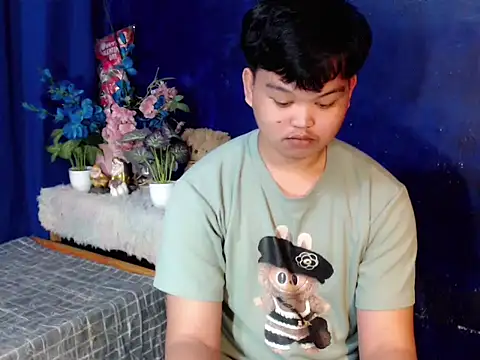 Reynelcock online show from February 26, 5:02 pm