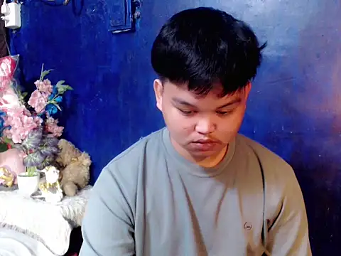 Reynelcock online show from April 18, 11:56 am