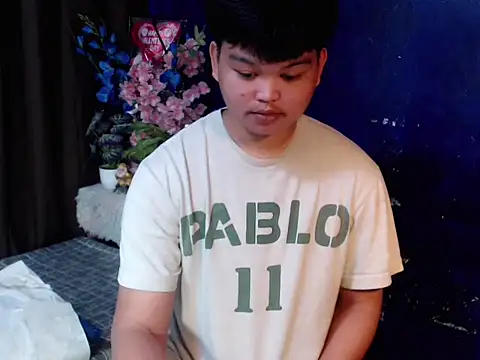 Reynelcock online show from March 5, 3:52 pm