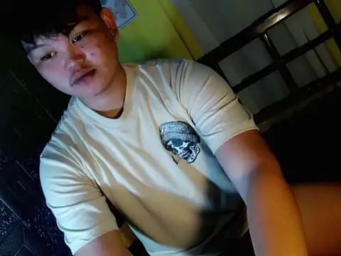 Reynelcock online show from November 28, 6:57 am