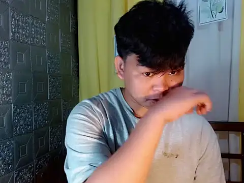 Reynelcock online show from December 2, 7:21 am