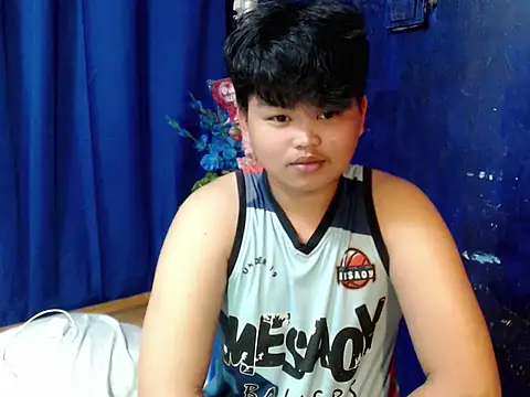 Reynelcock online show from January 8, 4:13 pm