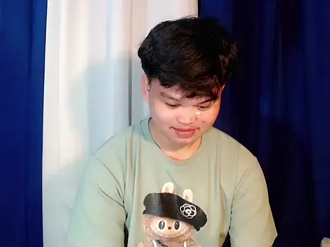 Reynelcock online show from November 16, 11:04 am