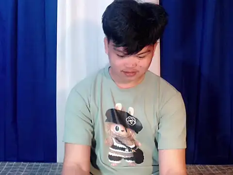 Reynelcock online show from November 18, 4:10 pm