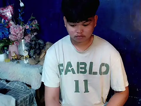 Reynelcock online show from January 15, 4:32 pm