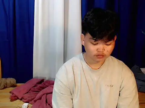 Reynelcock online show from December 1, 4:08 pm