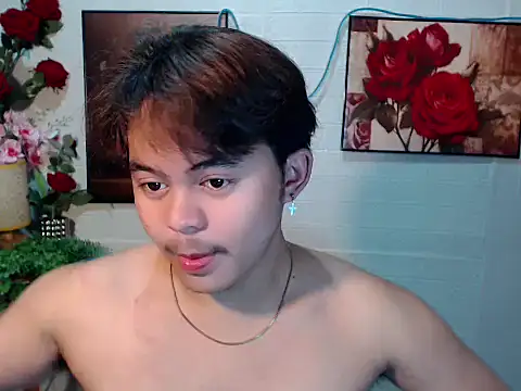 urguy toshi online show from May 13, 8:54 am