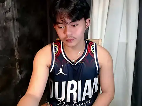 urguy toshi online show from September 23, 2:13 pm