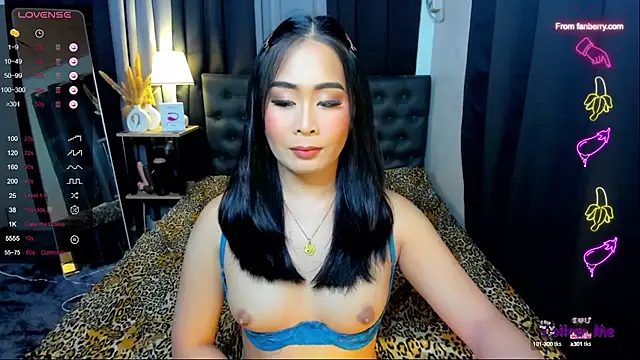 Snapshot of AngeliqueSolace chatting on September 22, 8:59 pm AngeliqueSolace online show from September 22, 8:59 pm