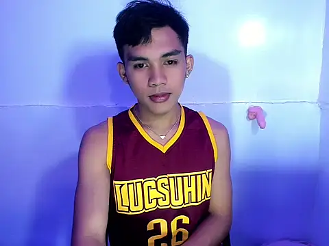 Snapshot of urhot_chany chatting on May 8, 7:23 am urhot chany online show from May 8, 7:23 am