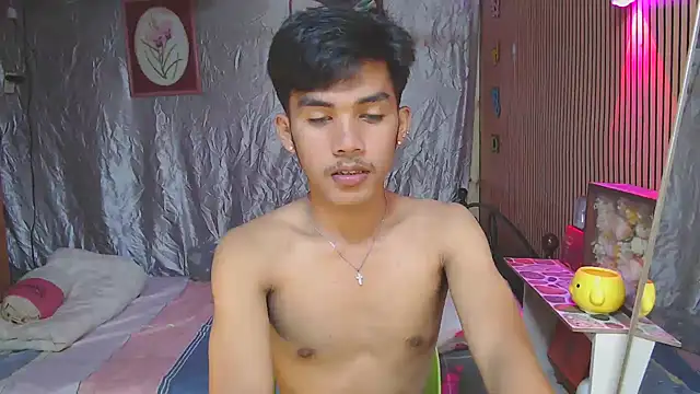 urhot chany online show from November 4, 7:23 am