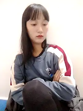 Kembong01 online show from November 5, 8:01 pm