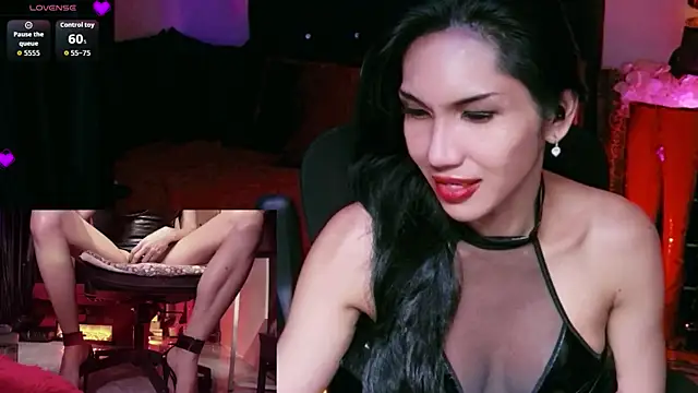 Snapshot of JadeScarlet_LoveLace chatting on June 27, 9:54 pm JadeScarlet LoveLace online show from June 27, 9:54 pm