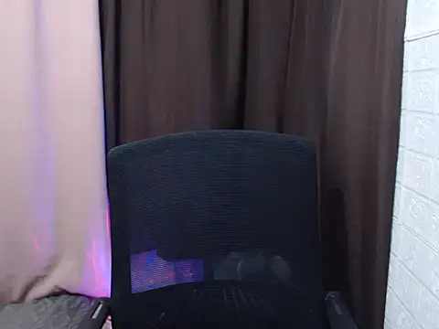 sweetsasha68 online show from May 8, 11:36 am