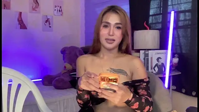 CassieXMarga online show from February 14, 5:51 am