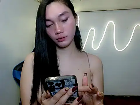 Snapshot of GoddessAphroditex chatting on April 3, 7:53 pm GoddessAphroditex online show from April 3, 7:53 pm