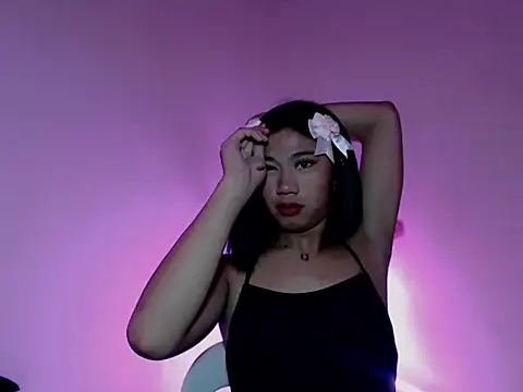 Maxine Sucks online show from September 25, 12:33 pm