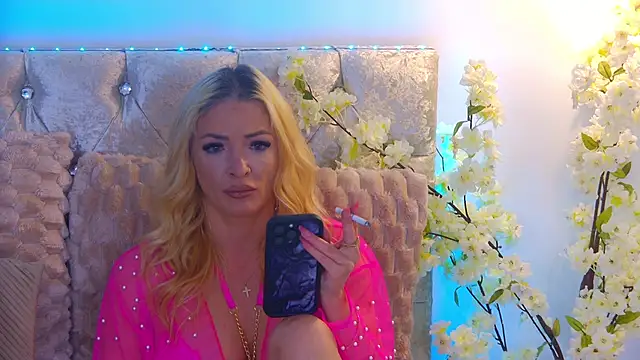 Izabellle02 online show from May 9, 3:10 am