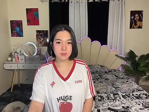 KateMadness online show from March 28, 3:35 pm