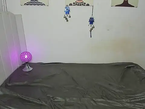 Aliyah Bucks online show from March 4, 6:26 pm