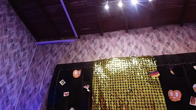 wensheng  online show from September 23, 7:10 pm