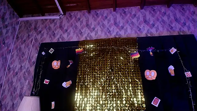 wensheng  online show from September 17, 7:05 pm