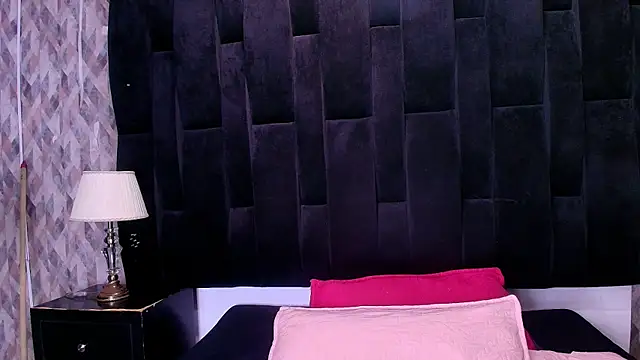 wensheng  online show from October 4, 7:15 pm