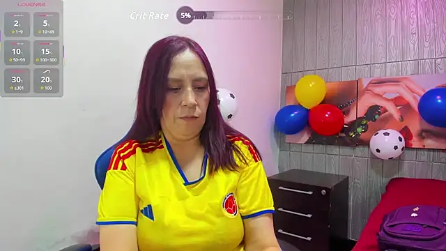 Snapshot of Chantalvedette chatting on June 23, 8:40 pm Chantalvedette online show from June 23, 8:40 pm