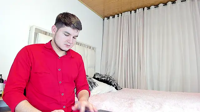 CameronyMartinn online show from April 19, 1:17 am