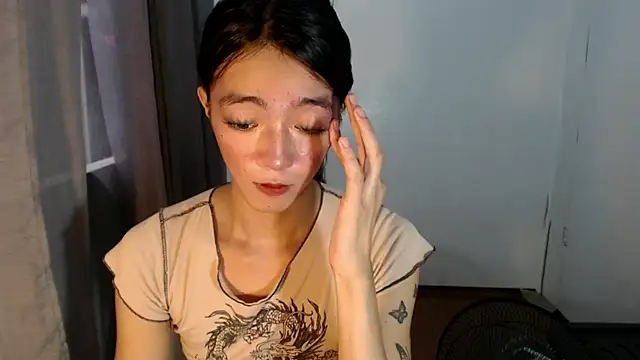 slimladyxoxo online show from October 10, 7:20 am