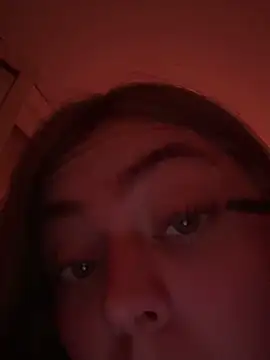 YoungLeo2006 online show from September 29, 9:20 pm