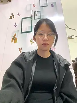 meomeo2k6 online show from October 31, 1:52 pm