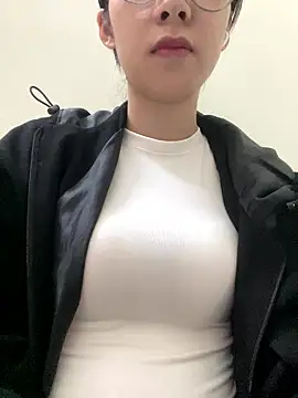 meomeo2k6 online show from January 15, 2:31 pm