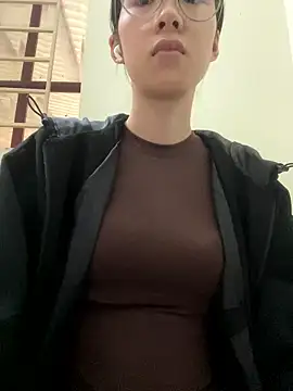 meomeo2k6 online show from January 11, 7:26 am