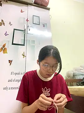 meomeo2k6 online show from October 23, 5:39 am