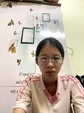 meomeo2k6 online show from October 30, 1:53 pm