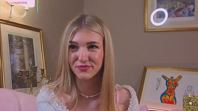 BeatrixGummer online show from September 27, 8:15 pm